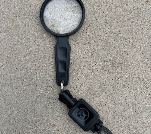 Retractable Magnifier